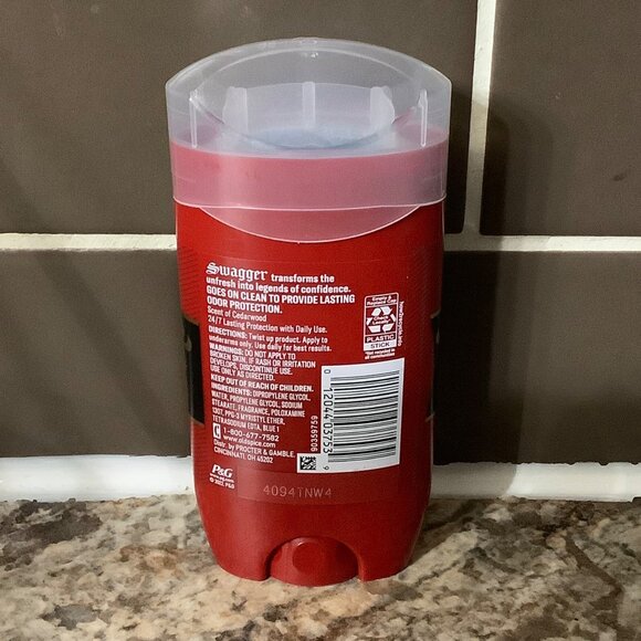 Old Spice Swagger Scent Of Cedarwood Deodorant 3 Oz Aluminum-Free 24/7 - Picture 2 of 5